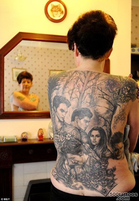 This Woman Has Way Too Much Twilight Stuff Tattooed on Her Back ..._37