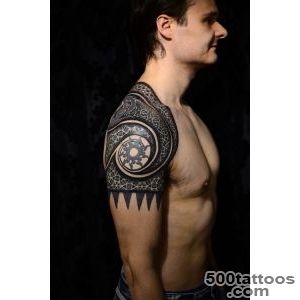 69+ Awesome Shoulder Tattoos_14