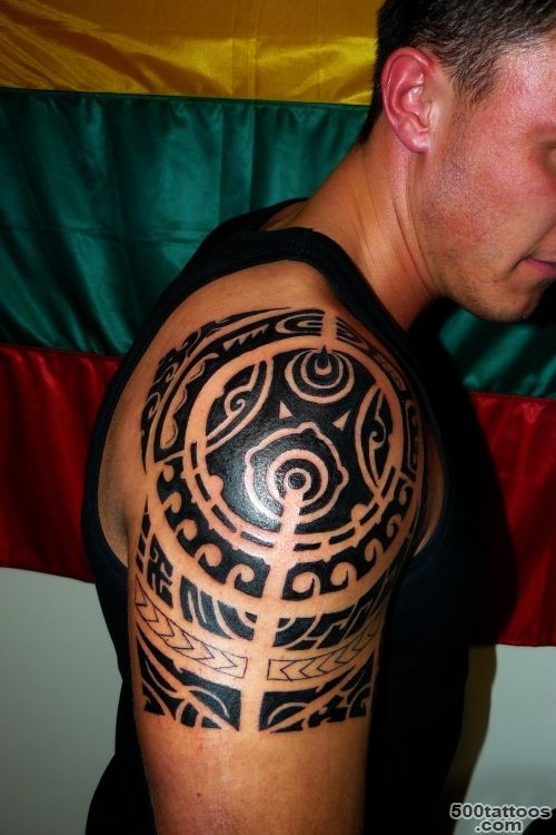 40 Most Popular Tribal Tattoos for Men_13
