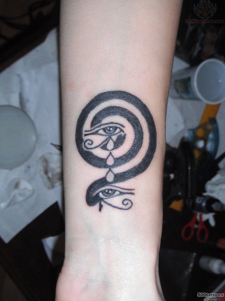 10+ Spiral Tattoos On Wrist_30