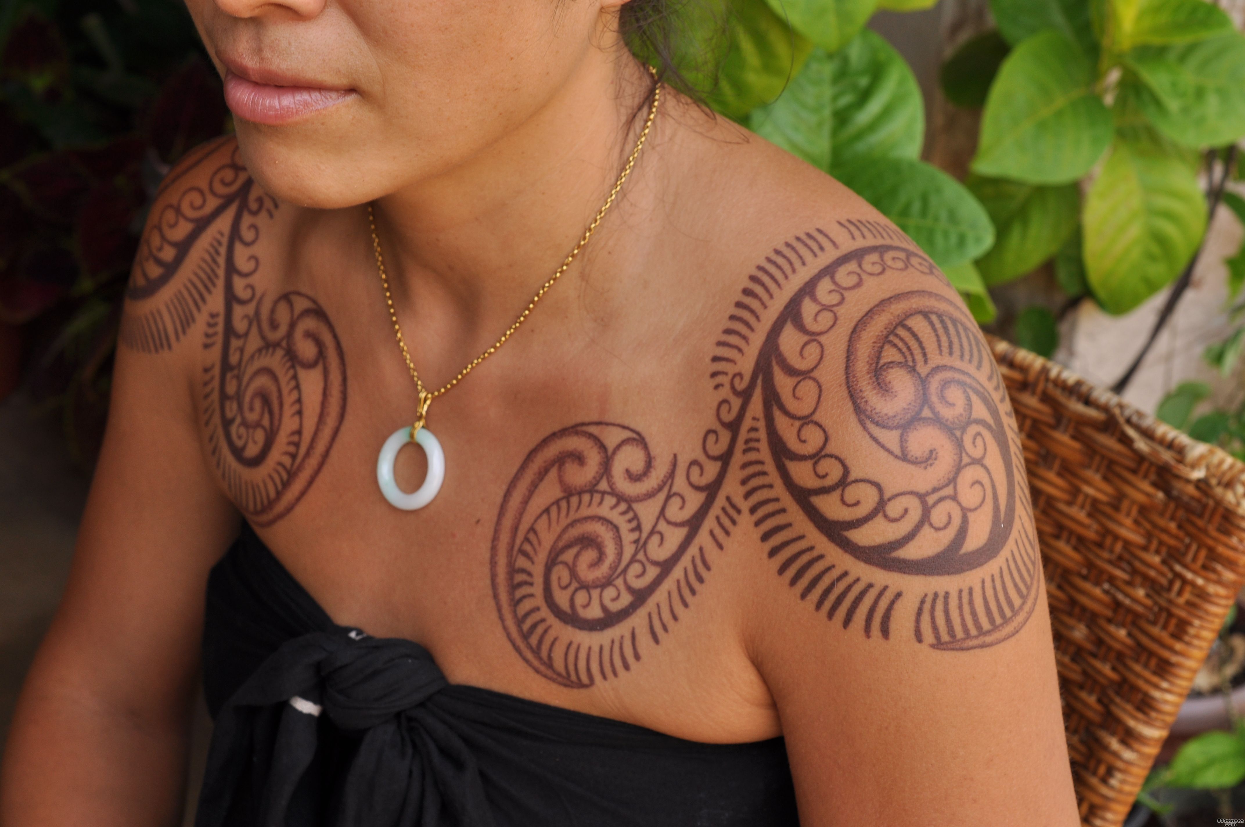 Female Shoulder Spiral Fern Tattoo by Dave Rodriguez  Tattoos by ..._37