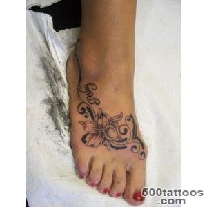 35 Sexy Foot Tattoos For Girls   SloDive_3