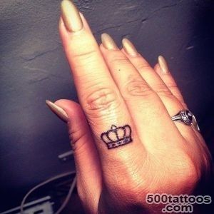 30 Awesome Finger Tattoos That Will Subtly Add Creativity To Your Life_6