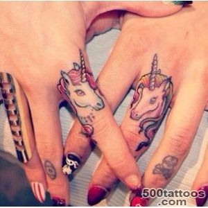 65+ Beautiful Finger Tattoos_39