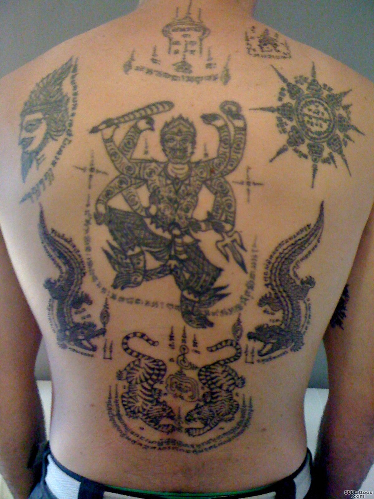 Sak Yant Thai Temple Tattoos  Sak Yant Buddhist Temple Tattoos ..._33.JPG