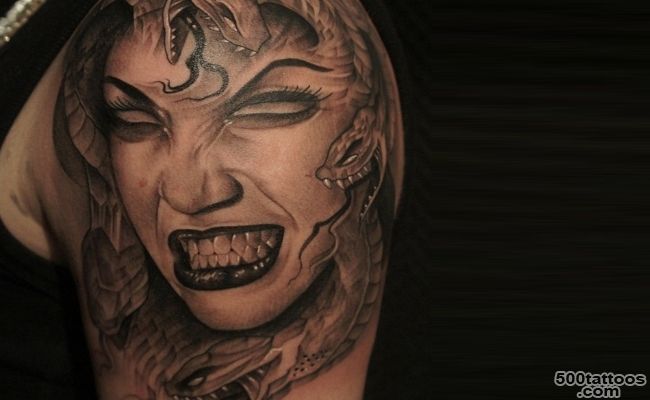 Top 10 Medusa Tattoo Designs For Women  GilsCosmo.com   Shopping ..._36