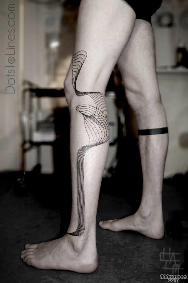 Geometric patterns become an unusual math tattoos in this leg ..._32
