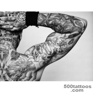 28 Powerful Water Tattoos   SloDive_34